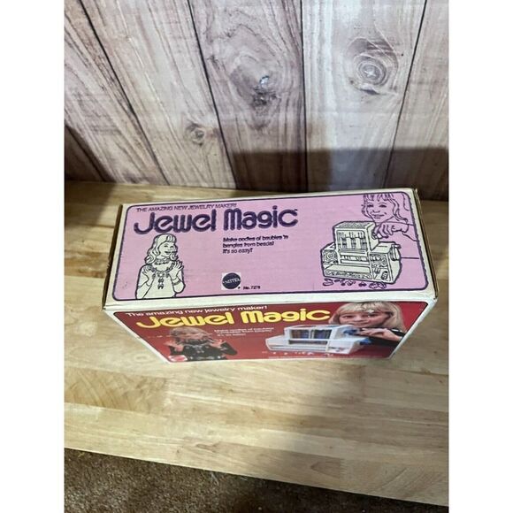 Mattel Vintage 1974 JEWEL MAGIC Beading Toy w Box - Picture 2 of 9